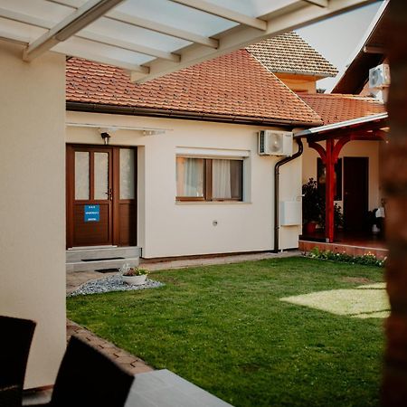 Apartments Peric - Zupanja Exterior photo