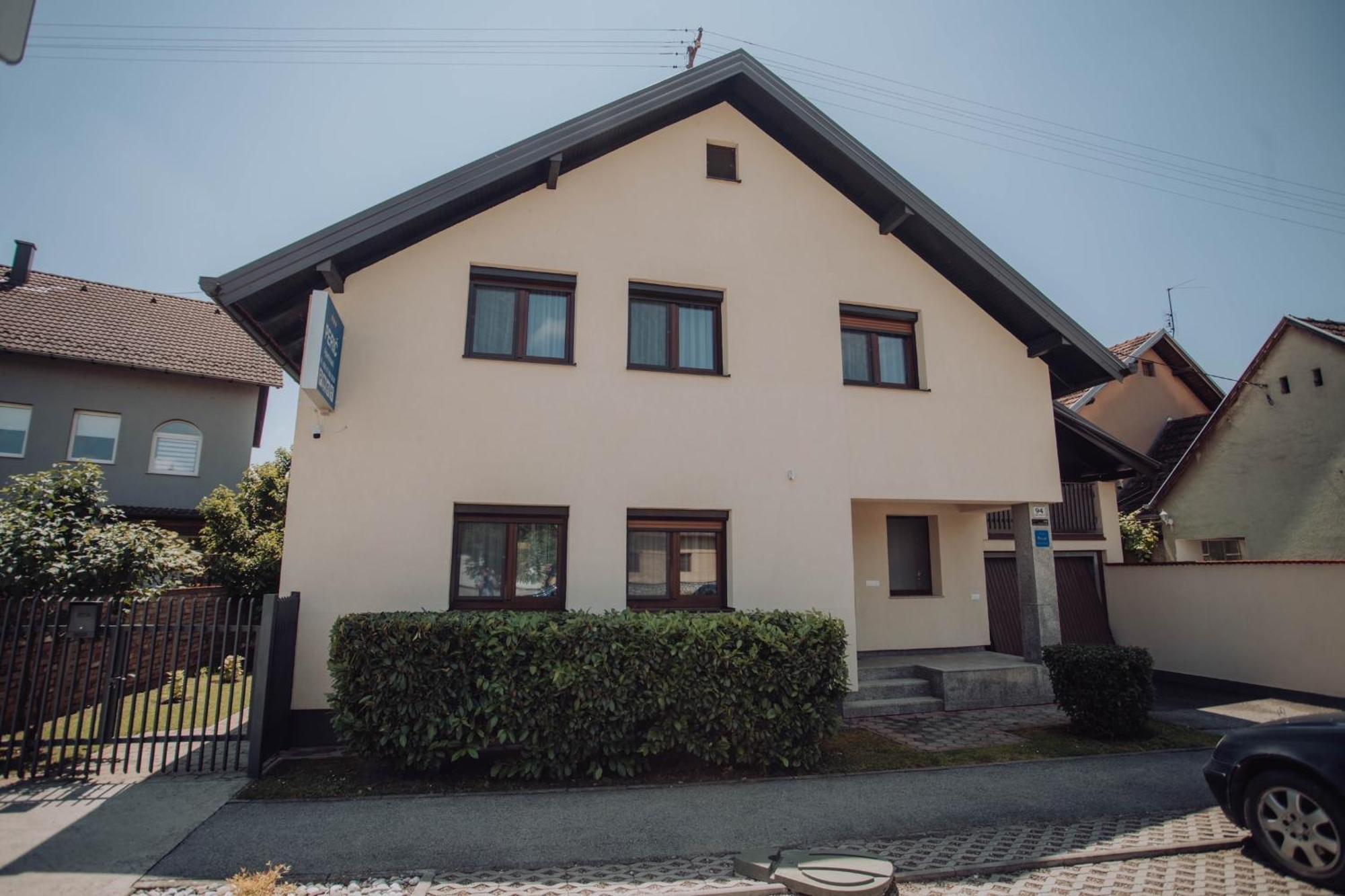 Apartments Peric - Zupanja Exterior photo