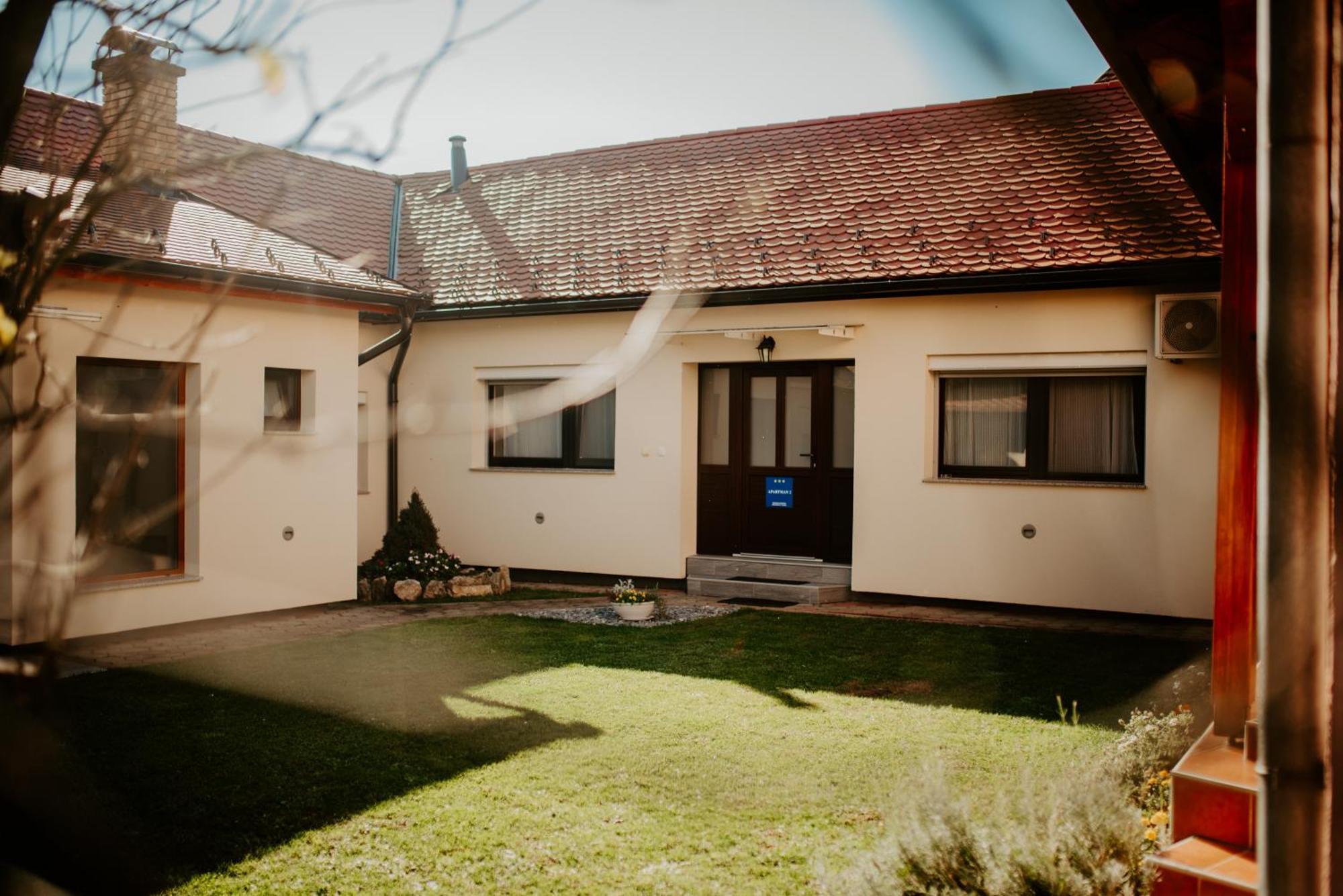 Apartments Peric - Zupanja Exterior photo